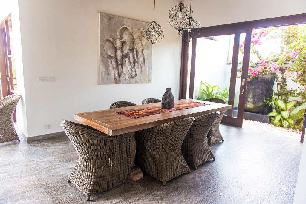 Villa Michiko Uluwatu  Exterior photo