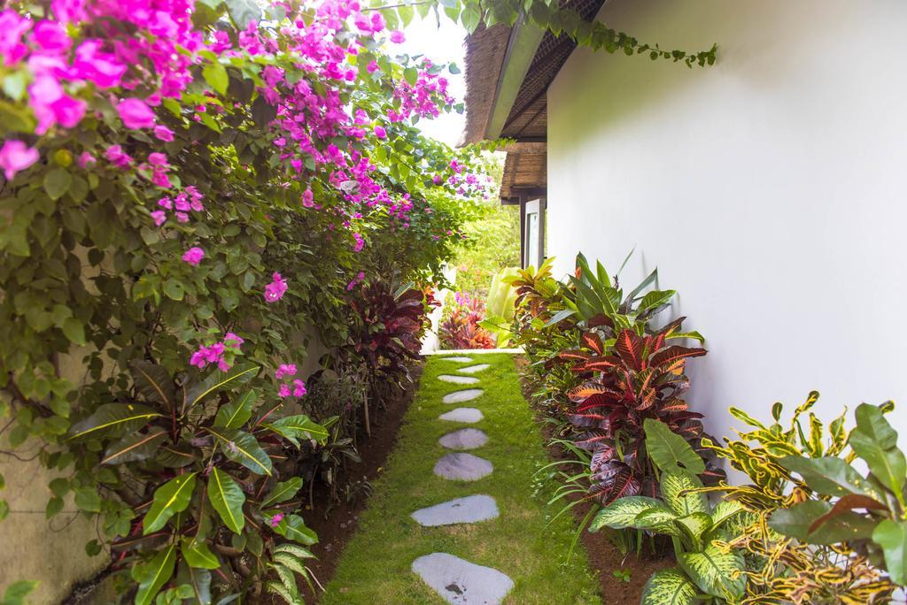 Villa Michiko Uluwatu  Exterior photo