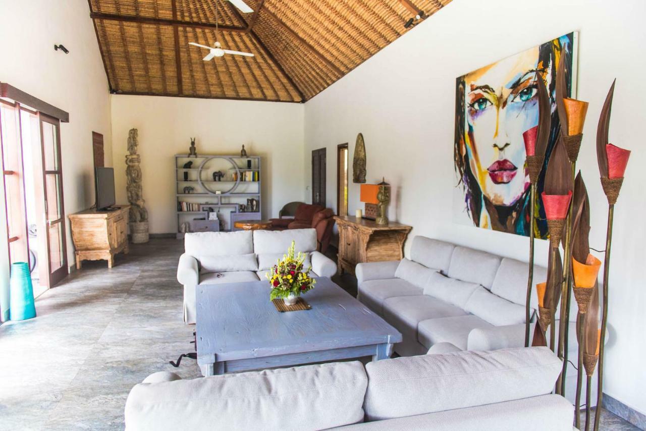 Villa Michiko Uluwatu  Exterior photo