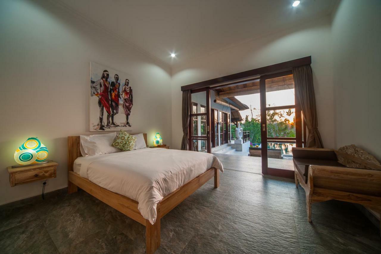Villa Michiko Uluwatu  Exterior photo